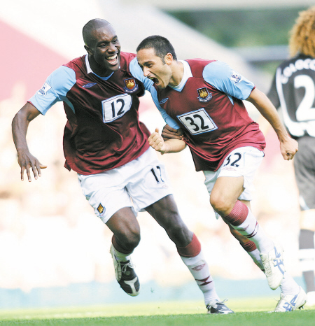 马在白雪间 马在白雪间