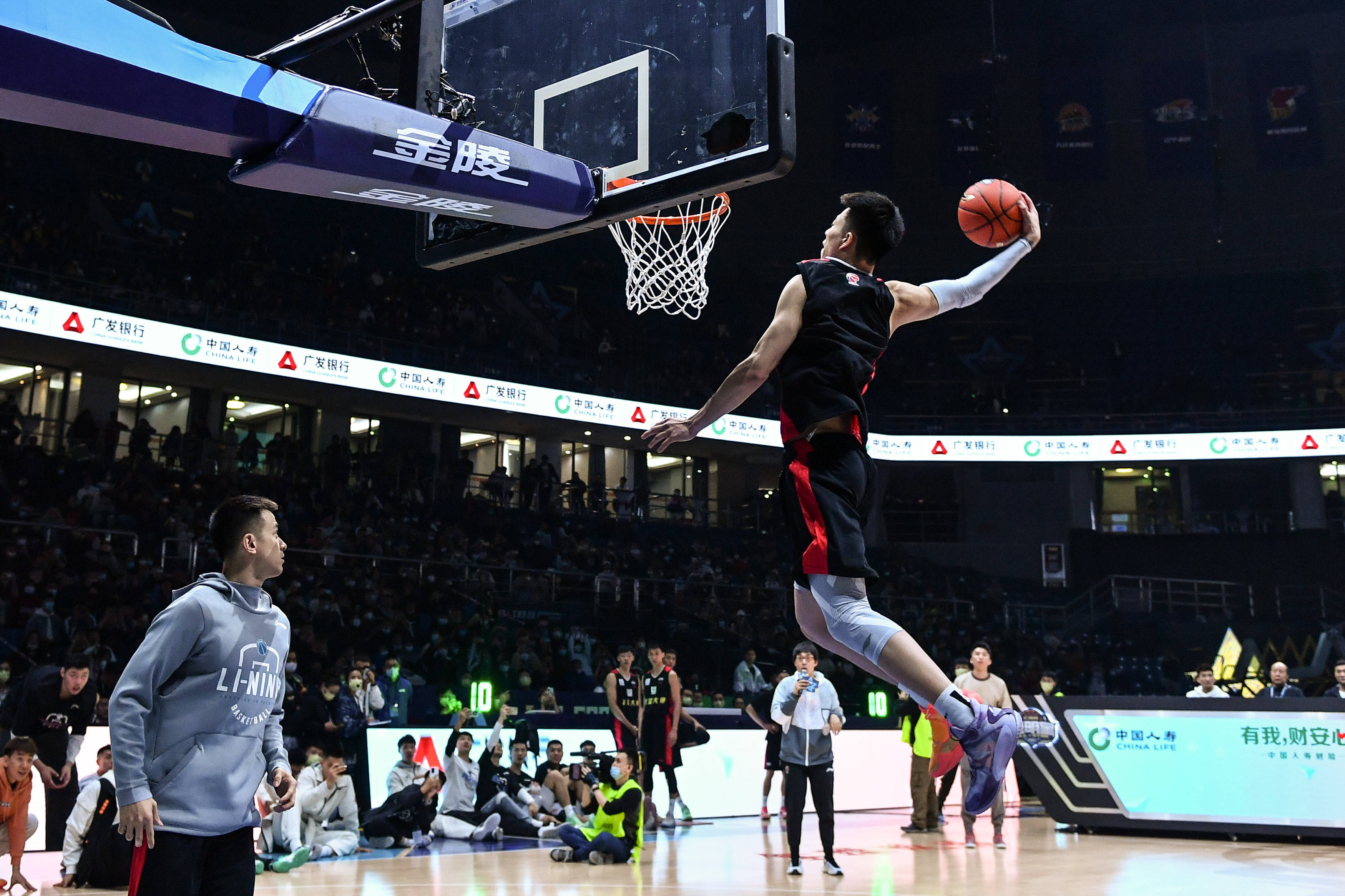 顶级核心的 顶级核心的