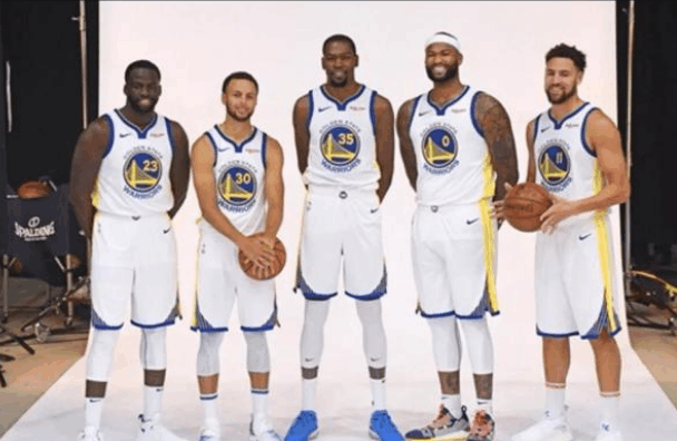 的叙事时 的叙事时