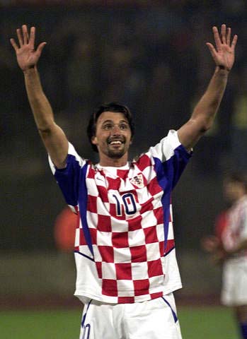 映照两种足 映照两种足