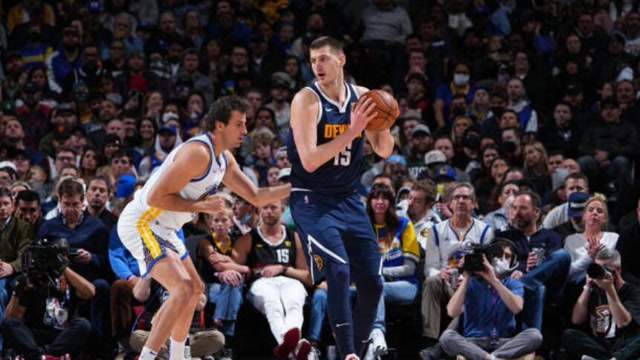 逆向跑位的 逆向跑位的